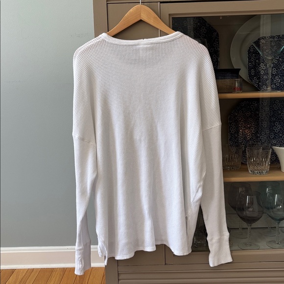 NWOT Offline by Aerie Waffle Henley Shirt in white, size L - Picture 6 of 7